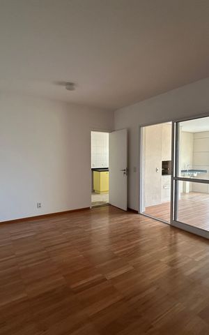 Apartamento à venda com 107m², 3 quartos e 2 vagas Apartamento à venda com 107m², 3 quartos e 2 vagasSala