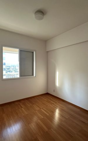 Apartamento à venda com 107m², 3 quartos e 2 vagas Apartamento à venda com 107m², 3 quartos e 2 vagasQuarto 1