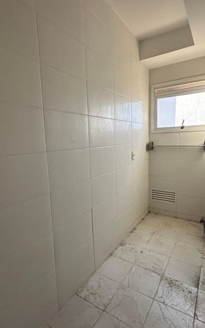 Apartamento à venda com 107m², 3 quartos e 2 vagas Apartamento à venda com 107m², 3 quartos e 2 vagasÁrea de Serviço