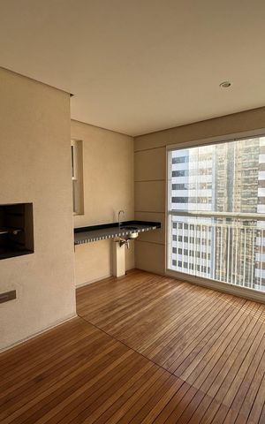 Apartamento à venda com 107m², 3 quartos e 2 vagas Apartamento à venda com 107m², 3 quartos e 2 vagasVaranda da Sala