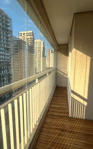 Apartamento à venda com 107m², 3 quartos e 2 vagas Apartamento à venda com 107m², 3 quartos e 2 vagasVaranda da Sala