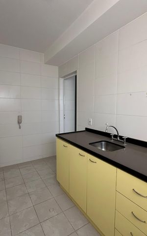 Apartamento à venda com 107m², 3 quartos e 2 vagas Apartamento à venda com 107m², 3 quartos e 2 vagasCozinha