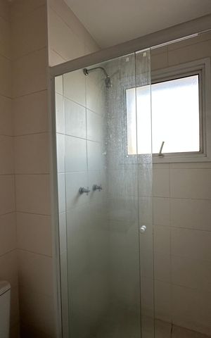 Apartamento à venda com 107m², 3 quartos e 2 vagas Apartamento à venda com 107m², 3 quartos e 2 vagasBanheiro da Suíte