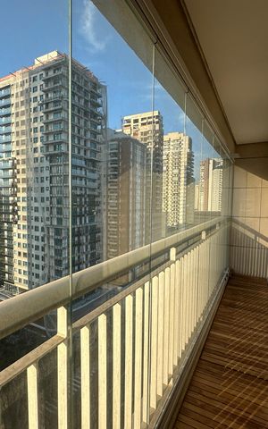 Apartamento à venda com 107m², 3 quartos e 2 vagas Apartamento à venda com 107m², 3 quartos e 2 vagasVaranda da Sala