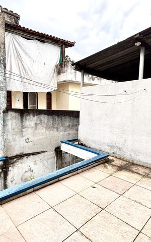 Casa à venda com 130m², 5 quartos e 2 vagas Casa à venda com 130m², 5 quartos e 2 vagasÁrea de Serviço