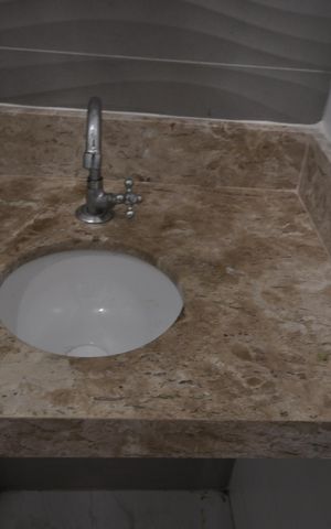 Apartamento para alugar com 36m², 1 quarto e sem vagaBanheiro