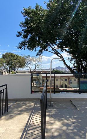 Apartamento à venda com 37m², 2 quartos e sem vaga Apartamento à venda com 37m², 2 quartos e sem vagaÁrea comum - Piscina