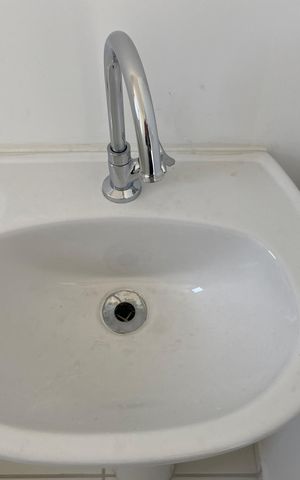 Apartamento à venda com 37m², 2 quartos e sem vaga Apartamento à venda com 37m², 2 quartos e sem vagaBanheiro