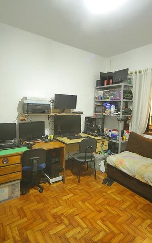 Casa à venda com 250m², 3 quartos e 6 vagasQuarto 3