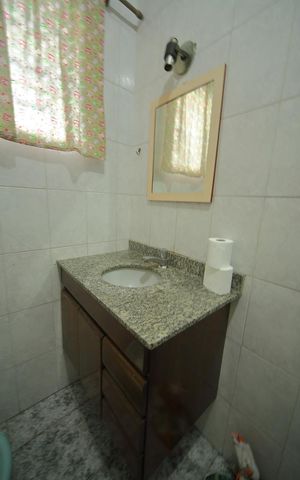 Casa à venda com 250m², 3 quartos e 6 vagasBanheiro 1 