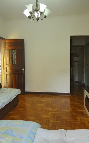 Casa à venda com 250m², 3 quartos e 6 vagasSala