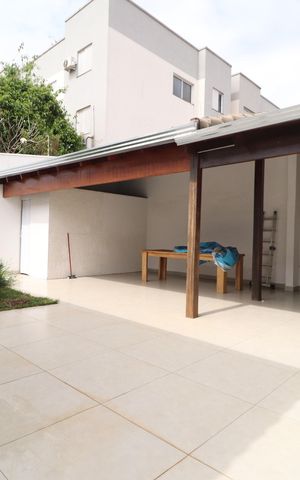 Casa para alugar com 128m², 2 quartos e 2 vagasVaranda