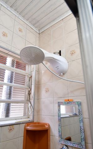 Casa para alugar com 50m², 3 quartos e 3 vagasBanheiro