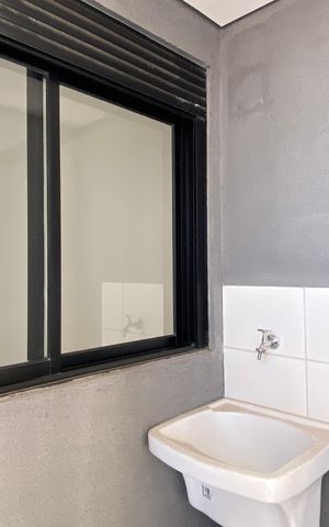 Apartamento à venda com 37m², 2 quartos e sem vaga Apartamento à venda com 37m², 2 quartos e sem vagaVaranda - Área de Serviço