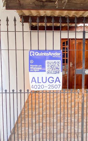 Casa para alugar com 80m², 1 quarto e 1 vaga Casa para alugar com 80m², 1 quarto e 1 vagaFachada