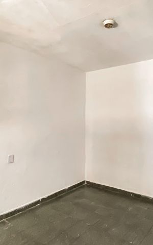 Casa para alugar com 80m², 1 quarto e 1 vaga Casa para alugar com 80m², 1 quarto e 1 vagaSala
