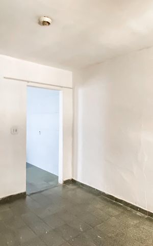 Casa para alugar com 80m², 1 quarto e 1 vaga Casa para alugar com 80m², 1 quarto e 1 vagaSala
