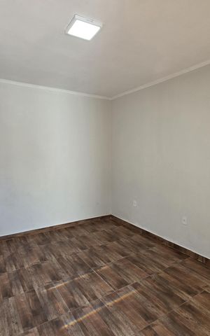 Casa para alugar com 50m², 1 quarto e sem vaga Casa para alugar com 50m², 1 quarto e sem vagaSala