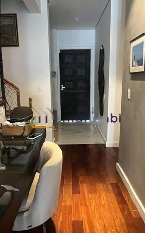 Casa de condomínio à venda com 332m², 3 quartos e 2 vagas