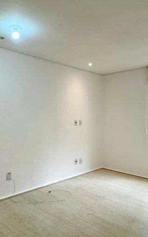 Apartamento para alugar com 75m², 2 quartos e 1 vagaSala