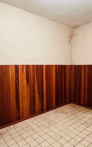 Casa à venda com 341m², 4 quartos e 3 vagas Casa à venda com 341m², 4 quartos e 3 vagasQuarto 4