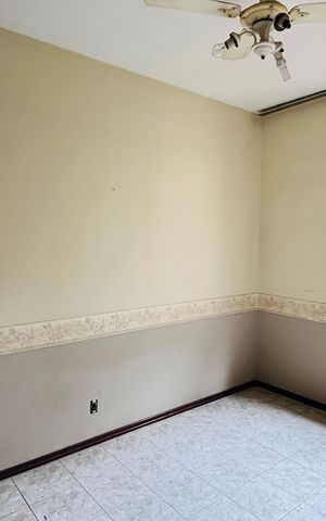 Casa à venda com 341m², 4 quartos e 3 vagas Casa à venda com 341m², 4 quartos e 3 vagasQuarto 1