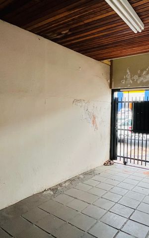 Casa para alugar com 240m², 4 quartos e 3 vagas