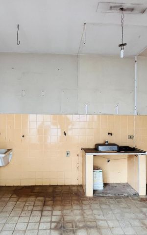 Casa para alugar com 240m², 4 quartos e 3 vagas