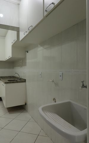 Apartamento para alugar com 70m², 2 quartos e 2 vagasÁrea de Serviço