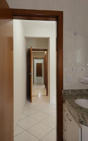 Apartamento para alugar com 70m², 2 quartos e 2 vagasBanheiro da Suíte