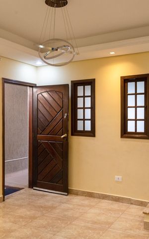 Casa para alugar com 150m², 3 quartos e 2 vagasSala