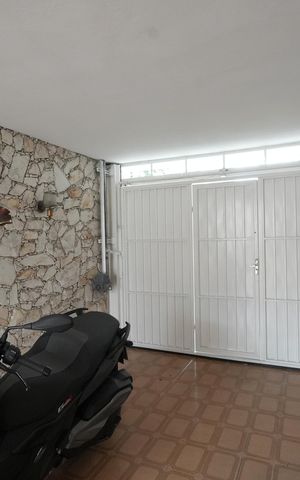 Casa à venda com 296m², 3 quartos e 4 vagasGaragem