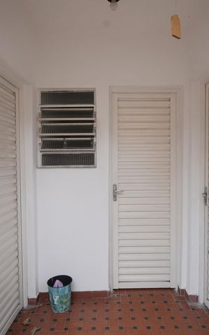 Casa à venda com 296m², 3 quartos e 4 vagasQuintal