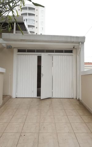 Casa à venda com 296m², 3 quartos e 4 vagasGaragem