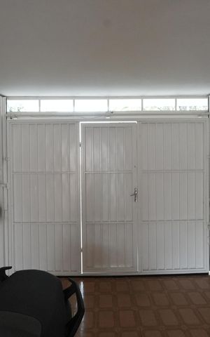 Casa à venda com 296m², 3 quartos e 4 vagasGaragem