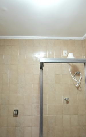 Casa à venda com 296m², 3 quartos e 4 vagasBanheiro Social