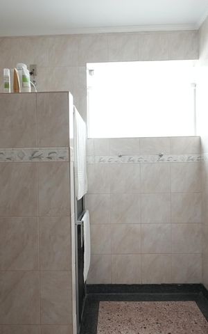 Casa à venda com 296m², 3 quartos e 4 vagasBanheiro da Suíte