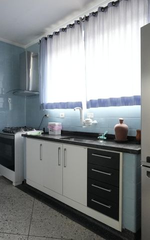 Casa à venda com 296m², 3 quartos e 4 vagasCozinha
