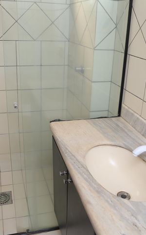 Apartamento para alugar com 91m², 3 quartos e 1 vagaBanheiro - suite - Quarto 1
