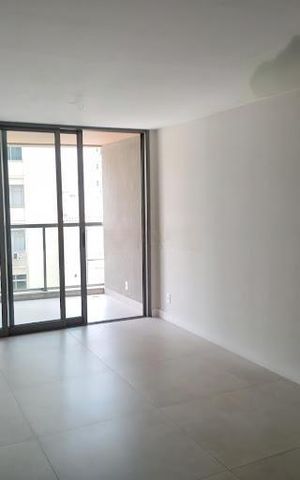 Apartamento à venda com 101m², 2 quartos e 1 vaga