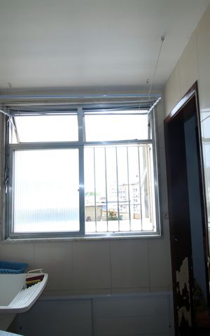 Apartamento à venda com 77m², 2 quartos e 1 vagaÁrea de Serviço