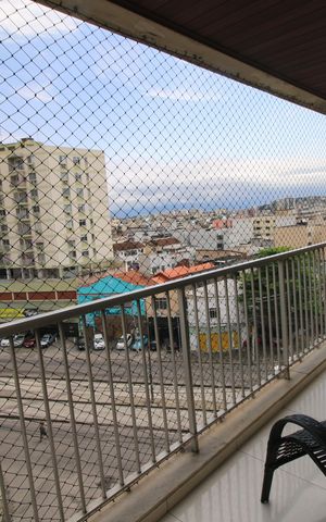Apartamento à venda com 77m², 2 quartos e 1 vagaVaranda