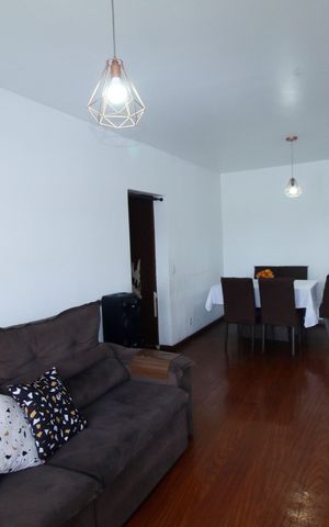 Apartamento à venda com 77m², 2 quartos e 1 vagaSala