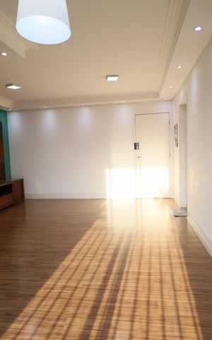 Apartamento à venda com 90m², 3 quartos e 2 vagasSala