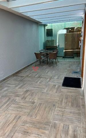 Casa à venda com 356m², 4 quartos e 2 vagas