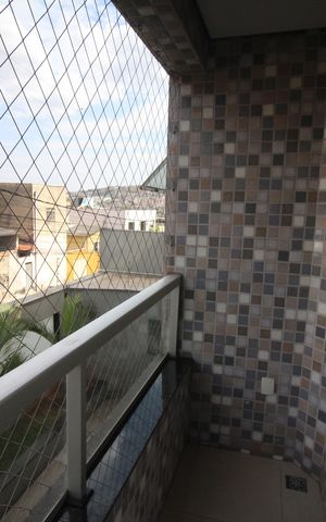 Apartamento à venda com 121m², 3 quartos e 2 vagasVaranda Quarto 2
