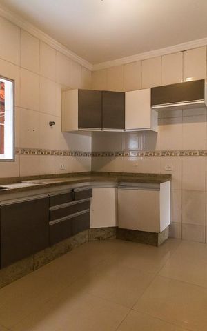 Casa de condomínio para alugar com 72m², 2 quartos e 2 vagasCozinha
