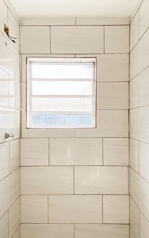Casa para alugar com 130m², 1 quarto e 1 vaga Casa para alugar com 130m², 1 quarto e 1 vagaBanheiro