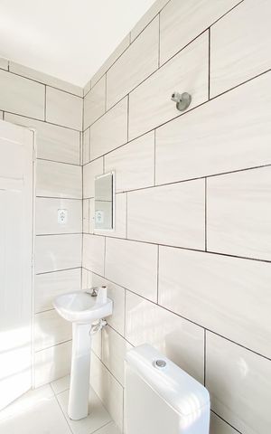 Casa para alugar com 130m², 1 quarto e 1 vaga Casa para alugar com 130m², 1 quarto e 1 vagaBanheiro