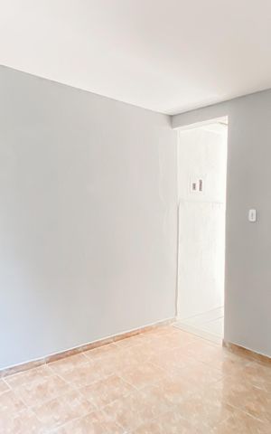 Casa para alugar com 130m², 1 quarto e 1 vaga Casa para alugar com 130m², 1 quarto e 1 vagaSala